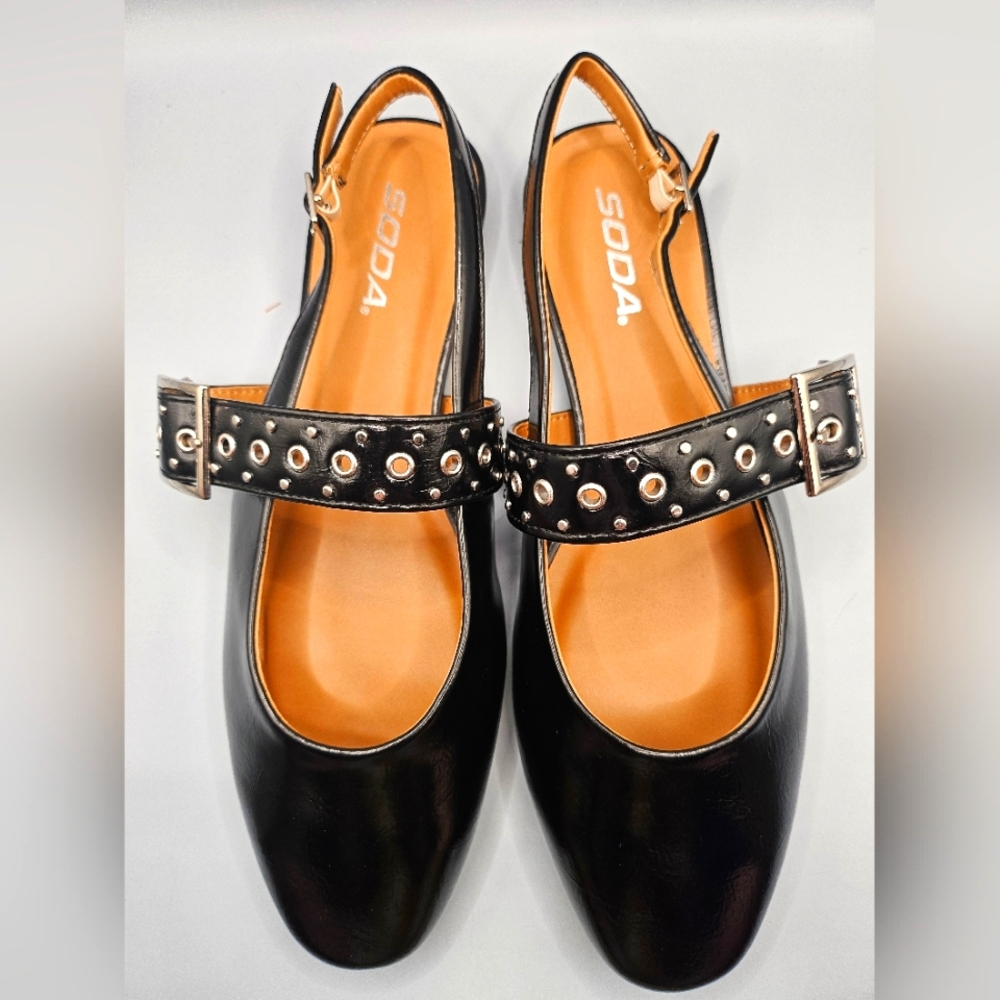 Women's Soda Studded Flats, Multiple Sizes